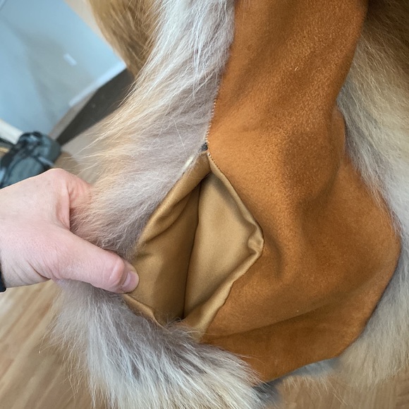 RARE Vintage Alaskan Fox Fur Jacket - Picture 11 of 16